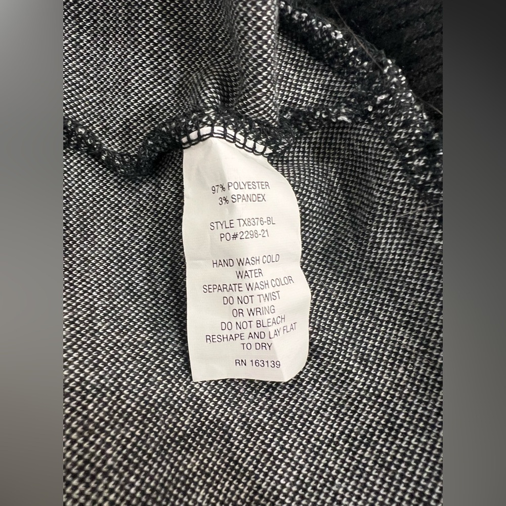 LN Haley and June light sweater vest  juniors size medium M Crop Plaid Black - Picture 3 of 6